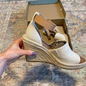 TOMS Wedge Sandals